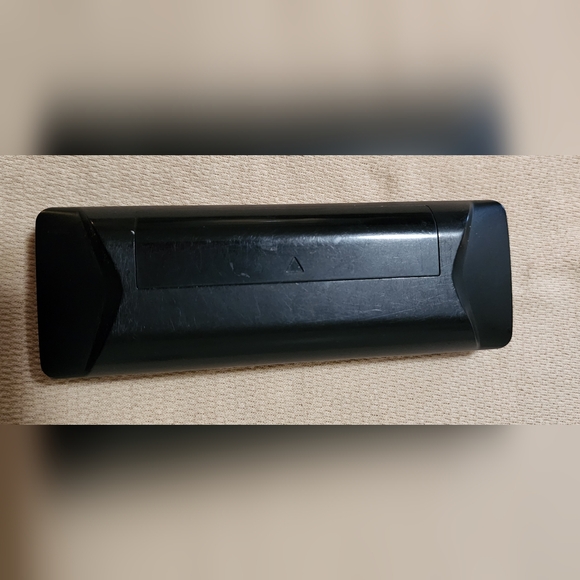 ORIGINAL OEM VIZIO VR17 TV Remote Control - Picture 3 of 3